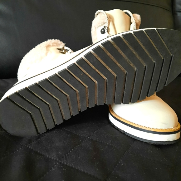 Women boots! Size 7, $ 50 - Picture 5 of 7